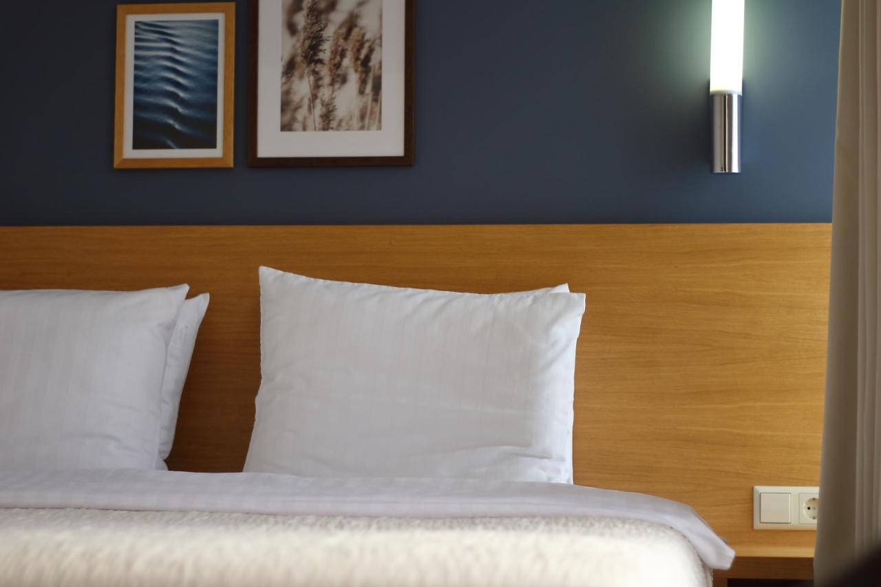 Hotel Kolumbs لييبايا المظهر الخارجي الصورة