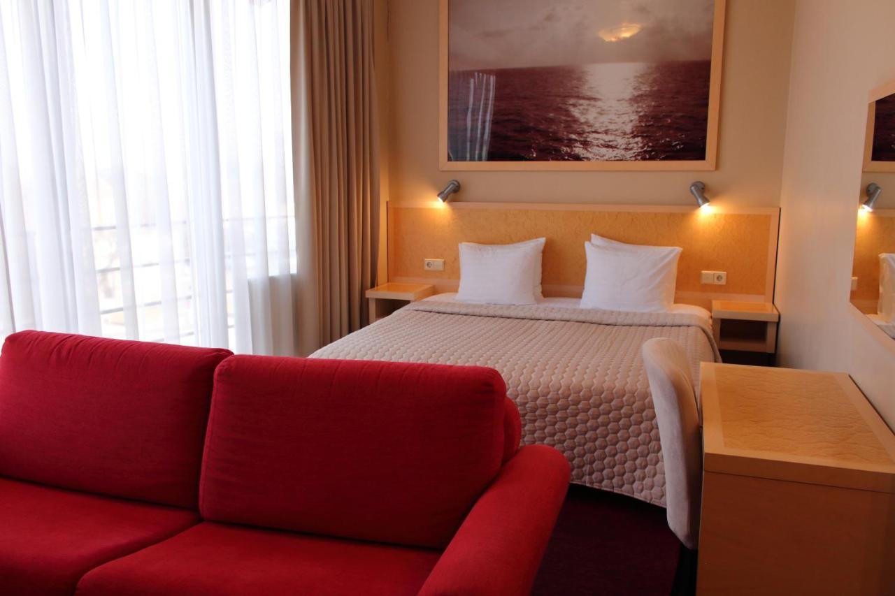 Hotel Kolumbs لييبايا المظهر الخارجي الصورة
