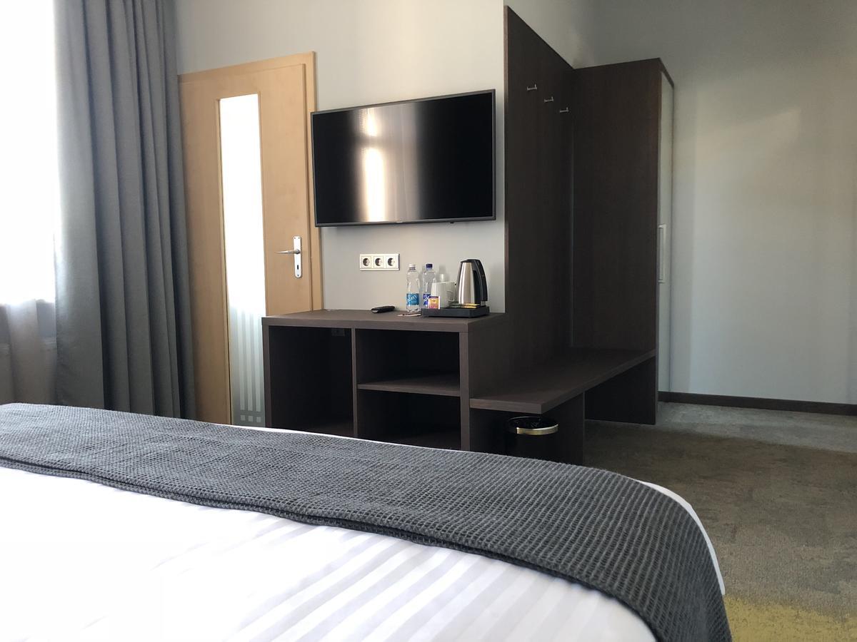 Hotel Kolumbs لييبايا المظهر الخارجي الصورة