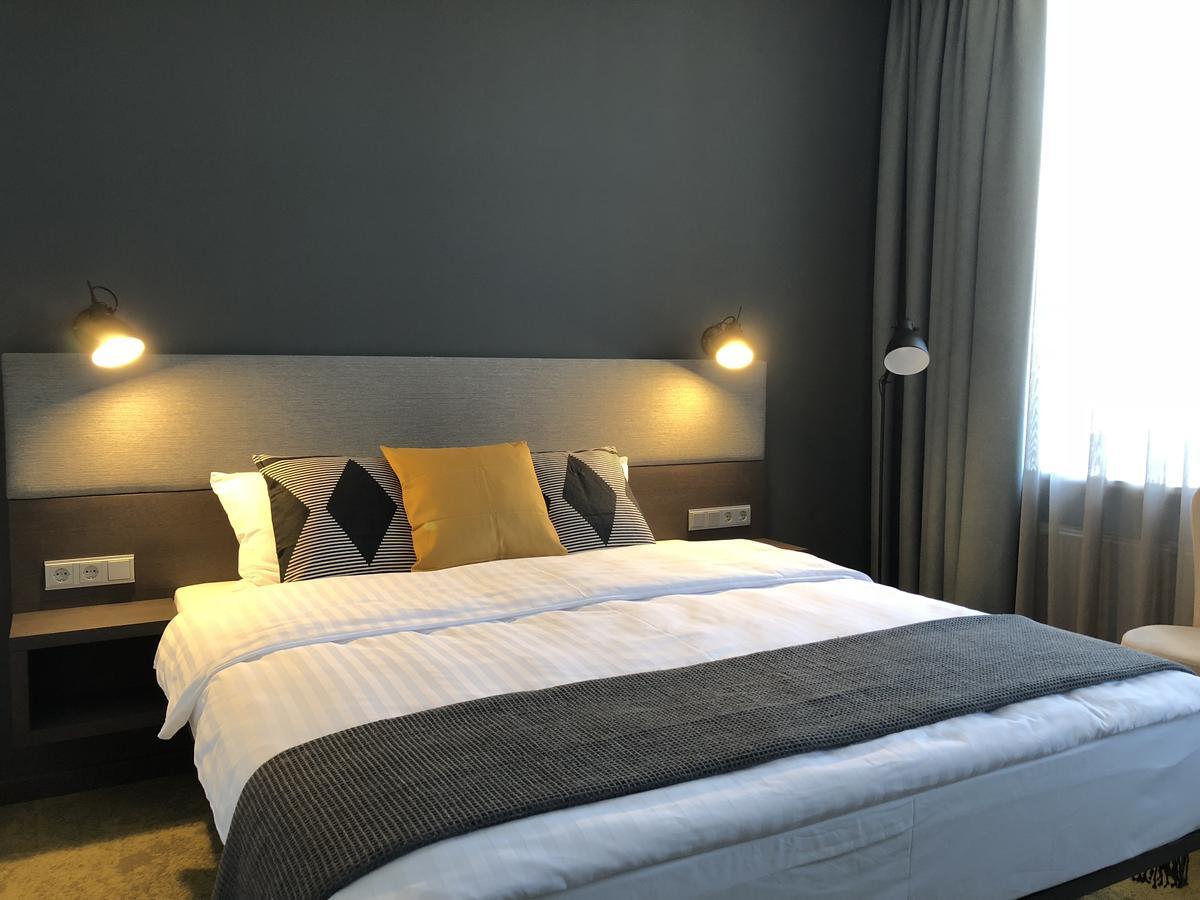 Hotel Kolumbs لييبايا المظهر الخارجي الصورة